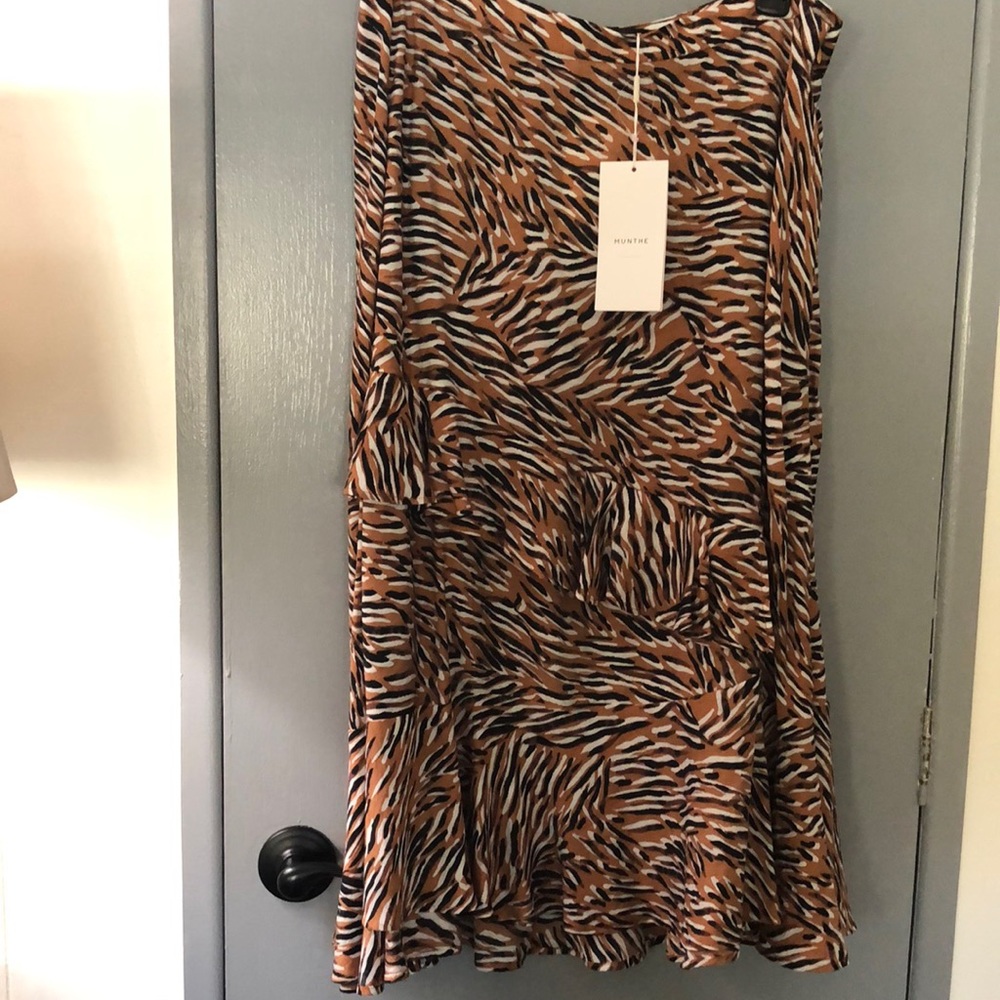 NWT Munthe Animal Print Skirt